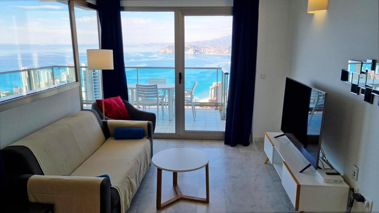 Skyline 33 Two Bedroom Apartment With Sea Views Benidorm Exteriör bild